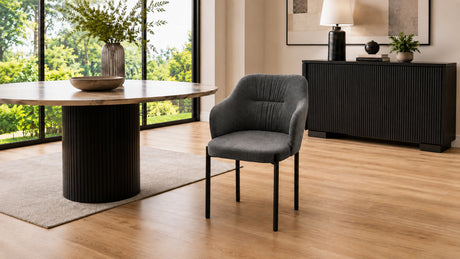 Sedia Altea Imbottita in Tessuto con Braccioli – Design Moderno